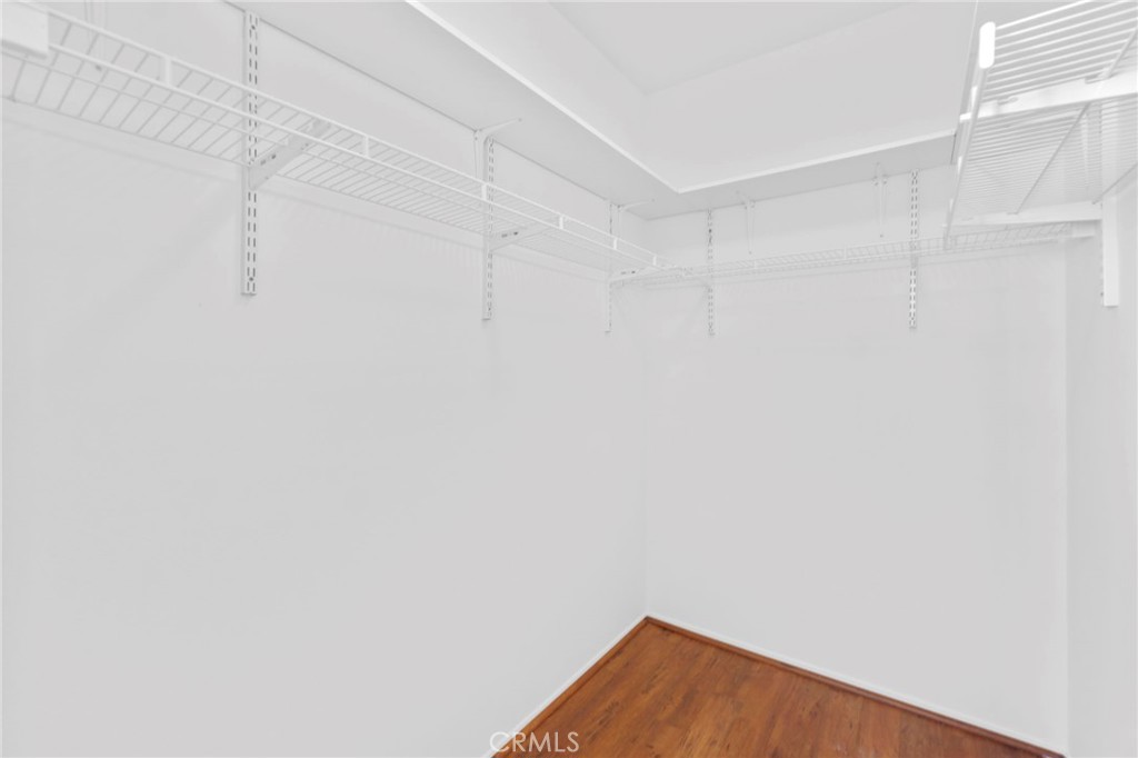 https://media.crmls.org/medias/5679eb8c-149d-4011-8b51-4d5369a6a80d.jpg?preset=X-Large