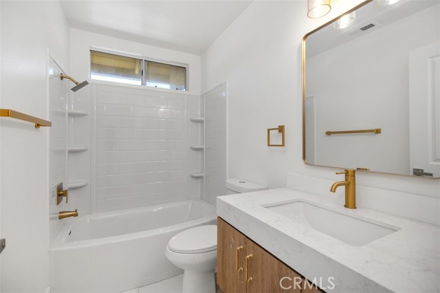 Detail Gallery Image 18 of 29 For 89 Alberti Aisle, Irvine,  CA 92614 - 2 Beds | 2 Baths