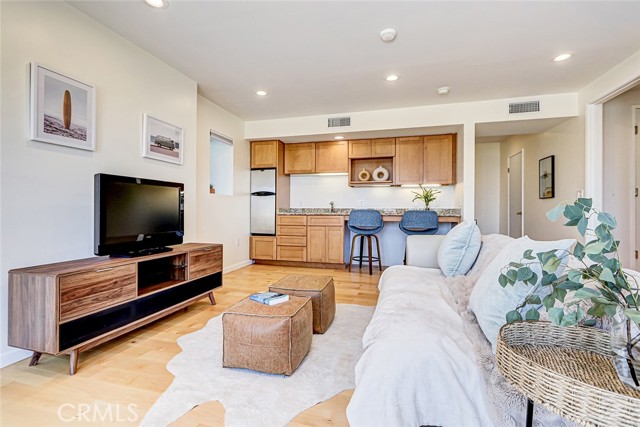556 Via Media, Palos Verdes Estates CA: https://media.crmls.org/medias/567a0ec2-f2ad-4df3-92a1-b04551335400.jpg