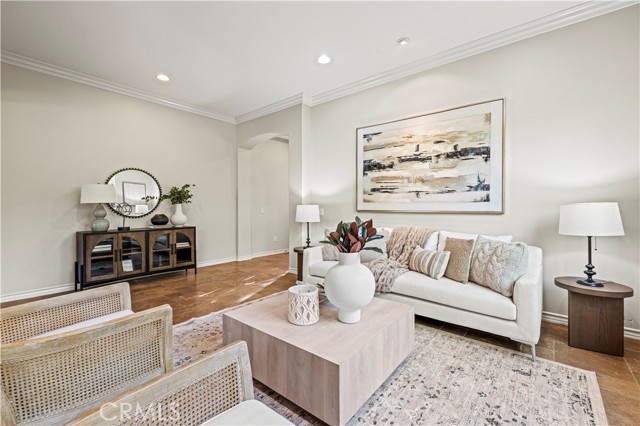 Image 12 of 52 For 24986 Greensbrier Drive