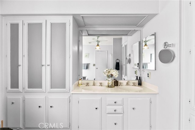 1735 Mango Way, Hemet CA: https://media.crmls.org/medias/567ae45f-af27-4491-9855-42a56ff4fec6.jpg