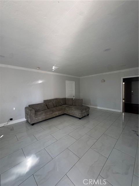 Detail Gallery Image 15 of 48 For 404 Poinsettia, Compton,  CA 90221 - 3 Beds | 2 Baths