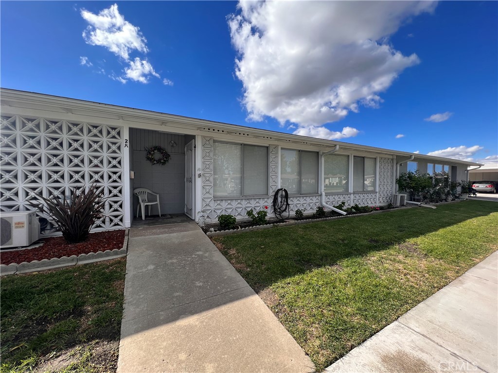 13981 Thunderbird Drive 2H, Seal Beach, CA 90740