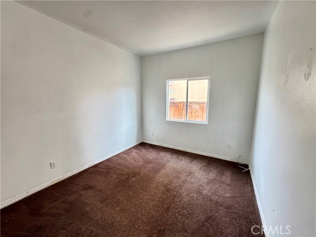 Detail Gallery Image 14 of 25 For 13831 Coolidge, Oak Hills,  CA 92344 - 3 Beds | 2 Baths