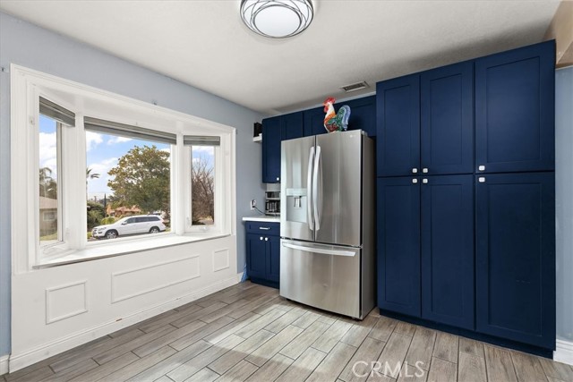 Detail Gallery Image 9 of 44 For 1304 Deauville Ct, San Bernardino,  CA 92404 - 4 Beds | 3 Baths