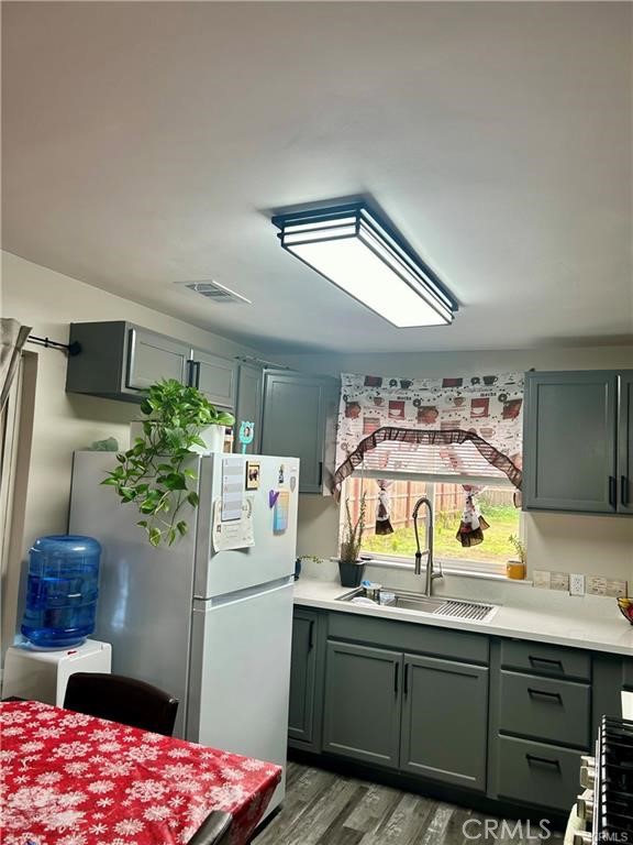 Detail Gallery Image 5 of 14 For 913 W Santa Fe, Merced,  CA 95340 - 2 Beds | 1 Baths