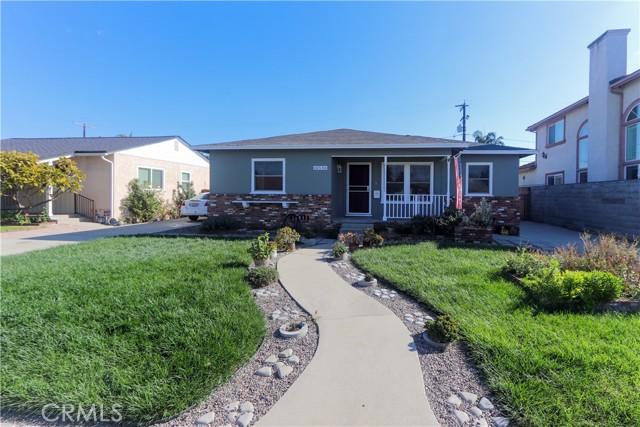 Front Image Thumbnail for CRDW25268163