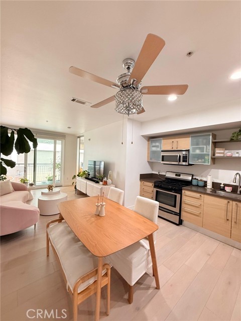 Detail Gallery Image 13 of 40 For 1234 Wilshire #233,  Los Angeles,  CA 90017 - 1 Beds | 1 Baths