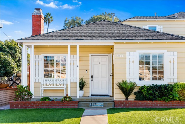 Detail Gallery Image 2 of 38 For 787 W 27th, San Pedro,  CA 90731 - 2 Beds | 2 Baths