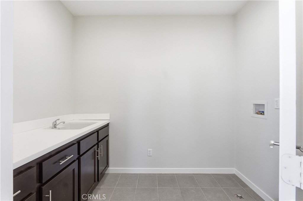 MLS #OC25234656 image #36