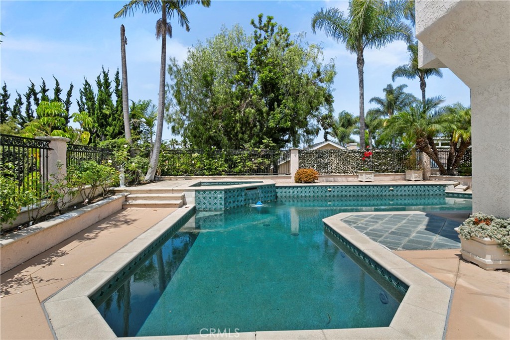 567fe3bd 7c7f 44bd 9dde 23307c2d7d7a