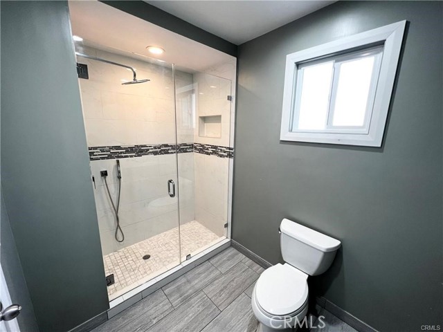 Detail Gallery Image 10 of 14 For 547 S Grande Vista Ave, Los Angeles,  CA 90063 - 4 Beds | 3 Baths