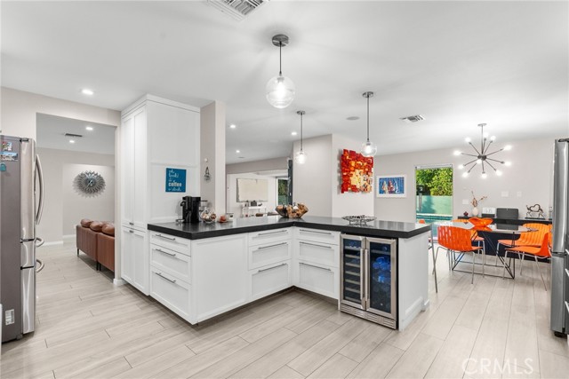 3051 Gertrude Avenue, La Crescenta CA: https://media.crmls.org/medias/568138ed-34f4-4079-b4b5-35f635860bee.jpg
