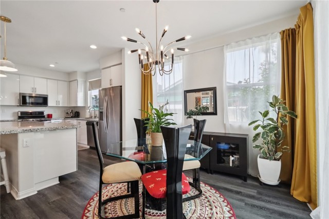 Detail Gallery Image 7 of 34 For 4700 E Washington Ave, Orange,  CA 92869 - 3 Beds | 2 Baths