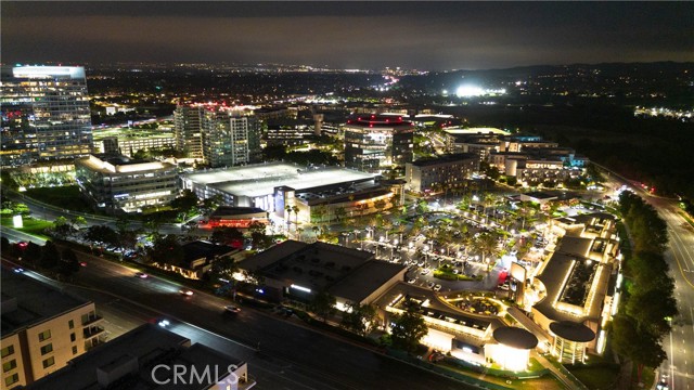 3400 Rivington, Irvine CA: https://media.crmls.org/medias/56832098-4d1c-4834-a594-1a00827c8f47.jpg
