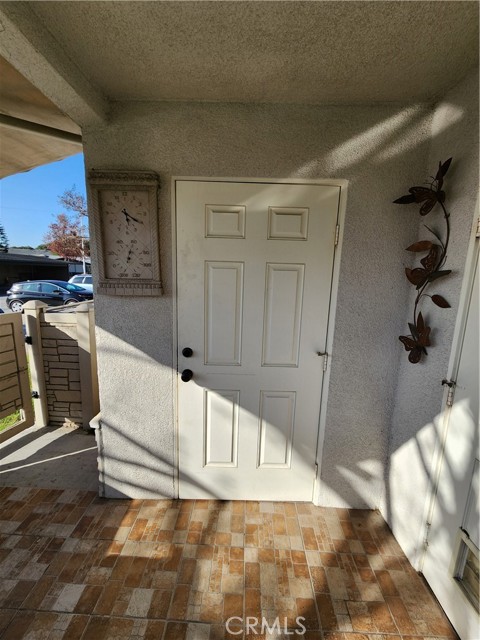 1921 St John Rd, Seal Beach CA: https://media.crmls.org/medias/56837319-ec92-4675-81b7-74fceec01d17.jpg