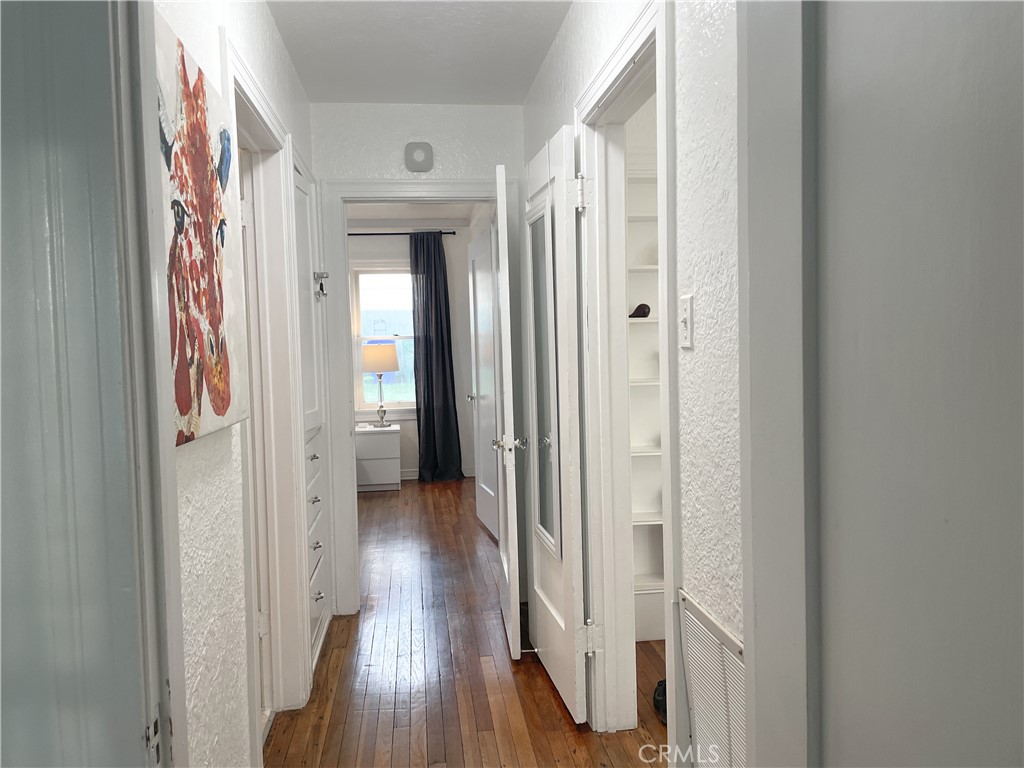 428 Ditmar Street - photo 5