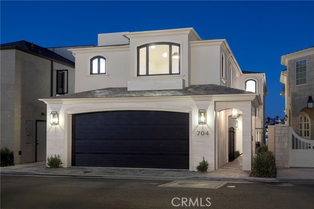 Detail Gallery Image 31 of 63 For 704 via Lido Nord, Newport Beach,  CA 92663 - 4 Beds | 4/1 Baths