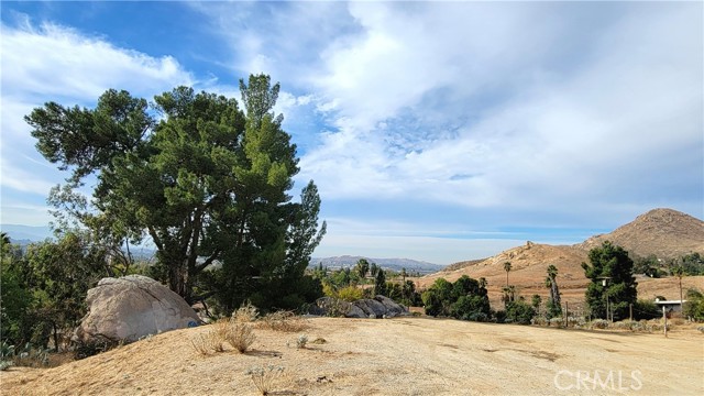 Detail Gallery Image 7 of 34 For 2935 Galaxie Heights Rd, Riverside,  CA 92507 - – Beds | – Baths