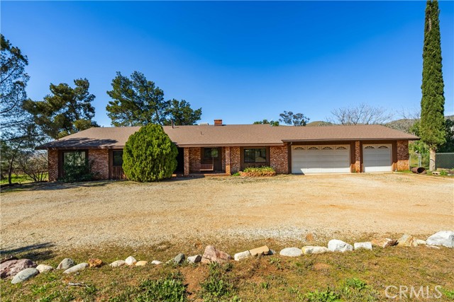 Detail Gallery Image 6 of 49 For 34655 Katherinel, Acton,  CA 93510 - 3 Beds | 2 Baths