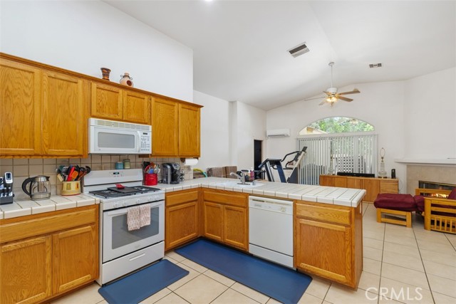 Image 14 of 26 For 68744 Durango Road