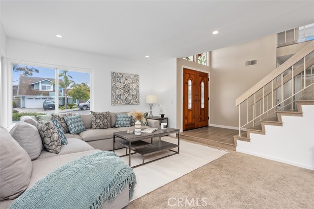 Detail Gallery Image 9 of 40 For 1311 Knoll Dr, Oceanside,  CA 92054 - 4 Beds | 2/1 Baths