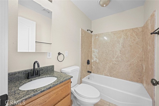 Detail Gallery Image 24 of 64 For 2057 Bush, Santa Ana,  CA 92706 - 4 Beds | 3 Baths