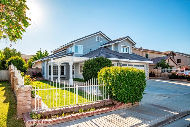 Detail Gallery Image 5 of 51 For 45345 Pickford Ave, Lancaster,  CA 93534 - 5 Beds | 3 Baths