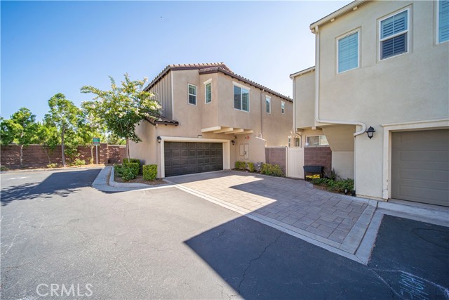 Detail Gallery Image 2 of 44 For 8785 Celebration St, Chino,  CA 91708 - 3 Beds | 2/1 Baths