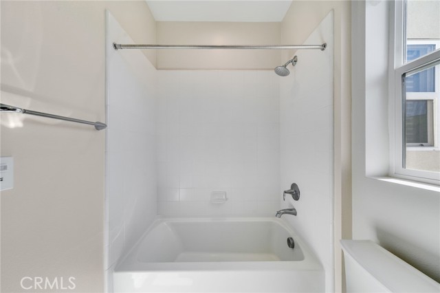 Detail Gallery Image 29 of 42 For 200 Holliston, Lake Forest,  CA 92630 - 4 Beds | 4 Baths