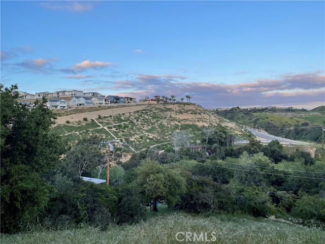 0 Aucas, Chatsworth CA: https://media.crmls.org/medias/5688a307-00f2-4191-8b21-b658f506e858.jpg