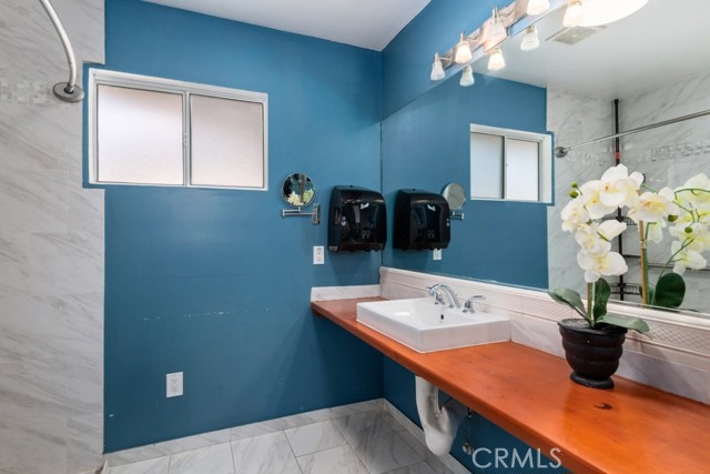 Detail Gallery Image 23 of 42 For 1230 W Cypress Ave, Redlands,  CA 92373 - 4 Beds | 2/1 Baths