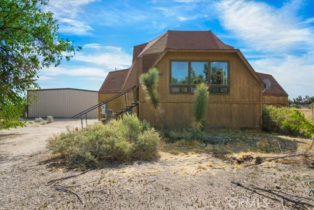 Detail Gallery Image 2 of 42 For 10075 Monte Vista Rd, Phelan,  CA 92371 - 3 Beds | 2 Baths
