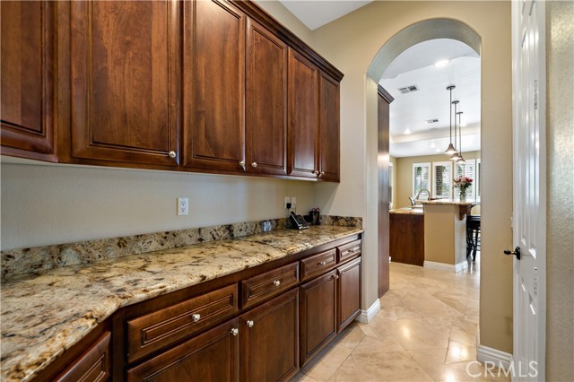 Detail Gallery Image 25 of 48 For 39415 Calle Anita, Temecula,  CA 92592 - 4 Beds | 4/1 Baths