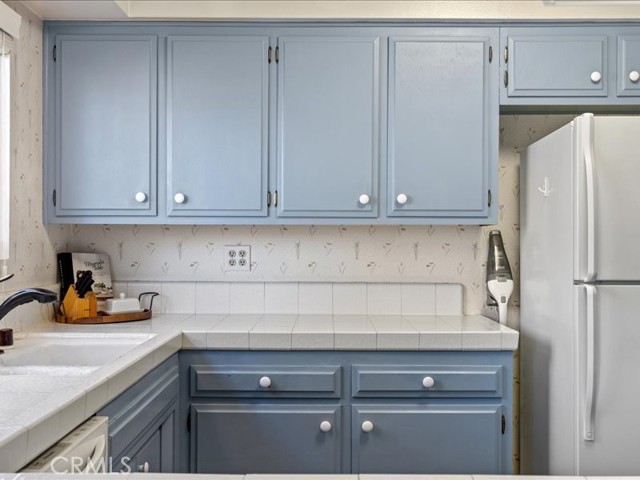 Detail Gallery Image 14 of 34 For 6030 Maury Ave, Woodland Hills,  CA 91367 - 4 Beds | 2/1 Baths