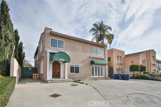 Detail Gallery Image 5 of 25 For 670 Crenshaw, Los Angeles,  CA 90005 - 8 Beds | 5 Baths