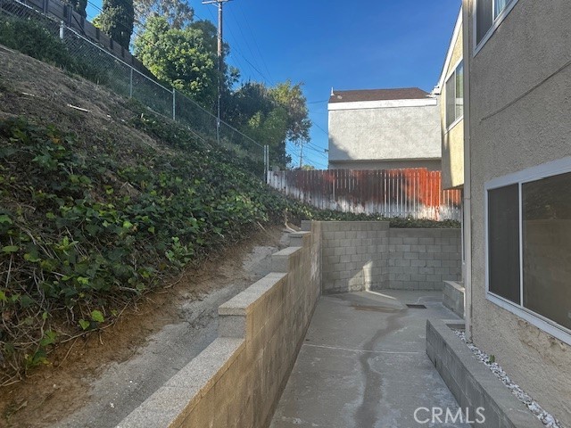 Detail Gallery Image 19 of 26 For 5519 S La Cienega, Los Angeles,  CA 90056 - 3 Beds | 2 Baths