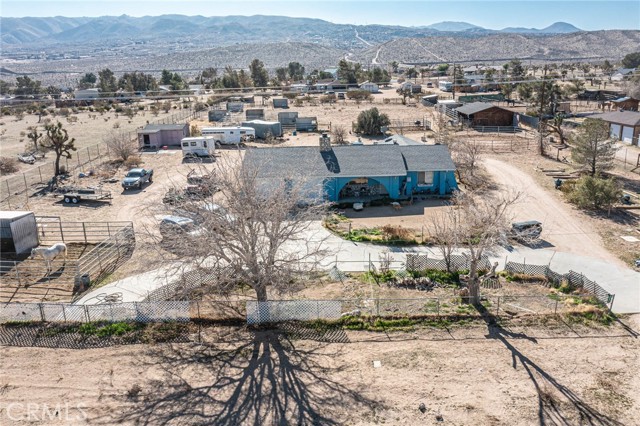 Detail Gallery Image 24 of 28 For 25835 Desert View Rd, Apple Valley,  CA 92308 - 3 Beds | 2 Baths