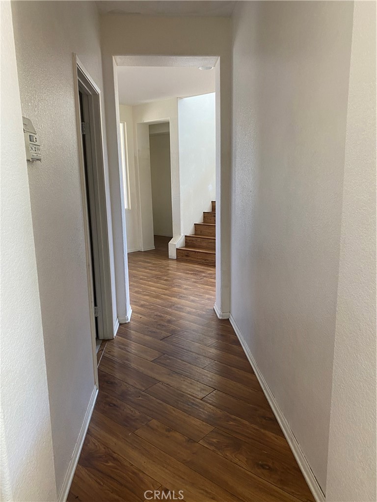 https://media.crmls.org/medias/568d6fe4-5b96-41a0-a7ae-5995153f8f80.jpg?preset=X-Large