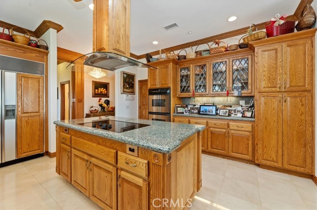 Detail Gallery Image 16 of 75 For 6975 Wyndham Hill Dr, Riverside,  CA 92506 - 4 Beds | 4/1 Baths