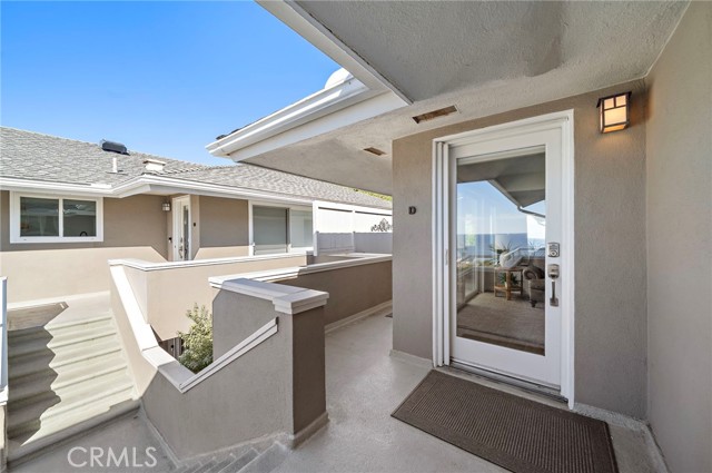 Detail Gallery Image 3 of 41 For 21711 Wesley #D,  Laguna Beach,  CA 92651 - 2 Beds | 1 Baths