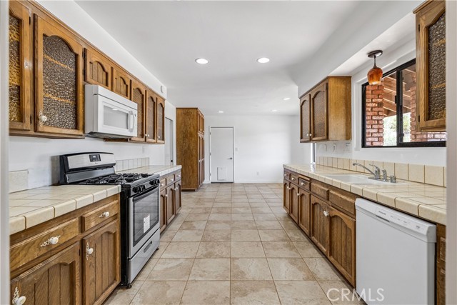 Detail Gallery Image 18 of 49 For 34655 Katherinel, Acton,  CA 93510 - 3 Beds | 2 Baths