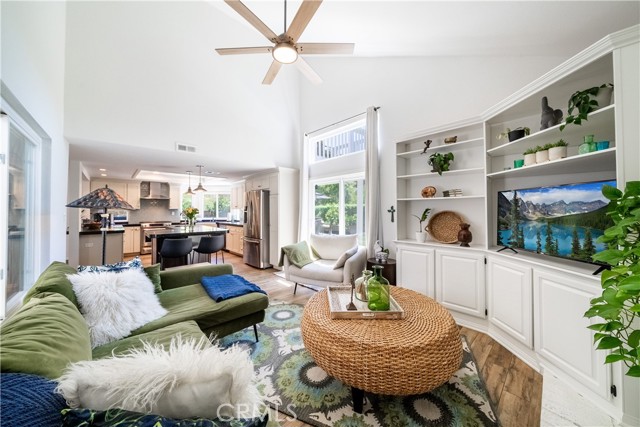 Detail Gallery Image 19 of 51 For 27585 Carballo, Mission Viejo,  CA 92692 - 4 Beds | 3 Baths