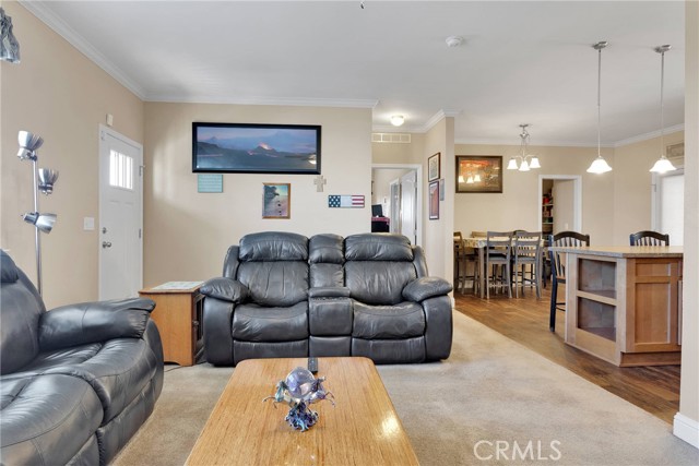 13393 Mariposa Road, Victorville CA: https://media.crmls.org/medias/568f897e-dd7f-4f99-81fb-926d50c33e63.jpg