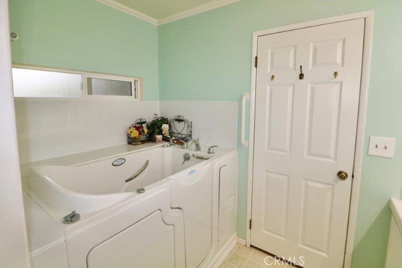 MLS #OC25238608 image #44