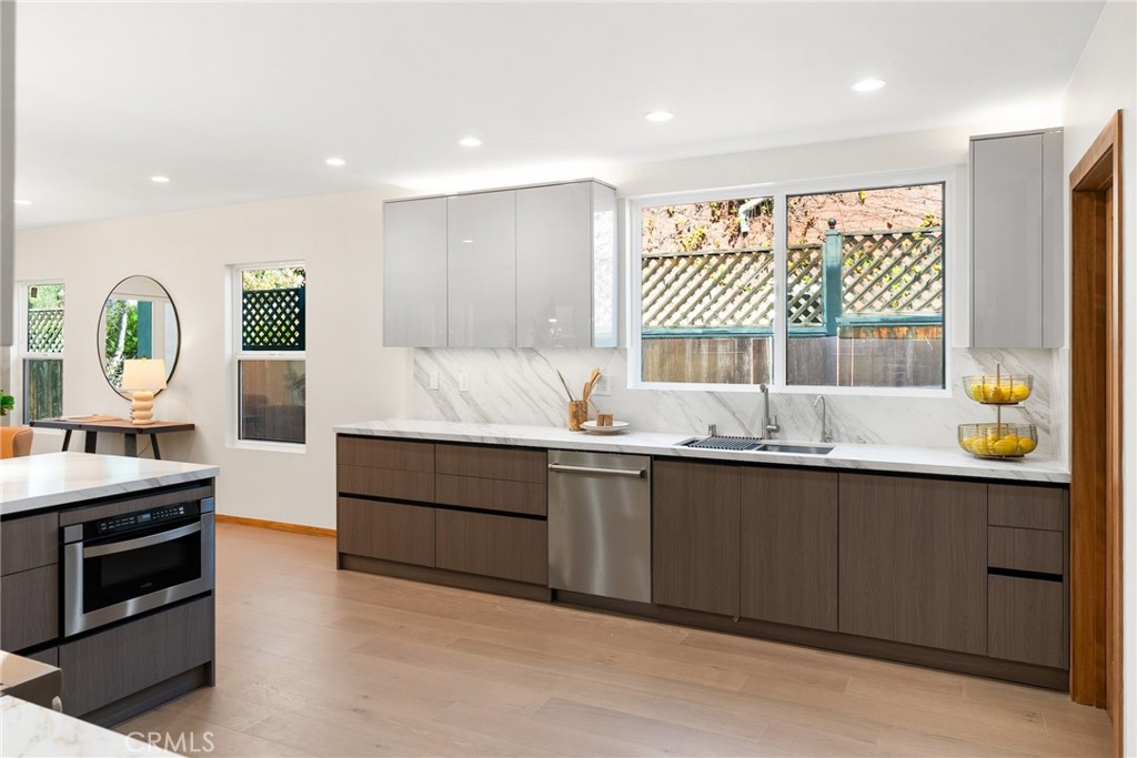 MLS #SR25248289 img 10