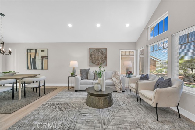 21212 Valleyview Drive, Walnut CA: https://media.crmls.org/medias/569331ef-ab60-4fa8-bf41-8905d8d91c93.jpg