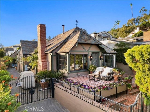 Front Image Thumbnail for CRLG26223773