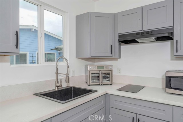 Detail Gallery Image 11 of 22 For 13613 Silverbow Ave, Norwalk,  CA 90650 - 1 Beds | 1 Baths