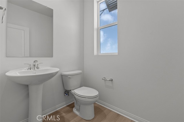 Detail Gallery Image 7 of 16 For 2430 E Lincoln Ave #4,  Anaheim,  CA 92806 - 4 Beds | 3/1 Baths